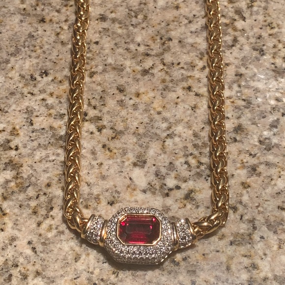 ♥️SWAROVSKI CHAIN NECKLACE GARNET CRYSTAL PENDANT✨ - Picture 9 of 15